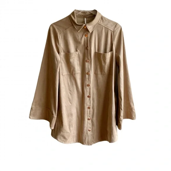 Free People Ari Faux Suede Shirt Jacket Size M Tan Rose Gold Buttons Boho Top - Picture 16 of 16